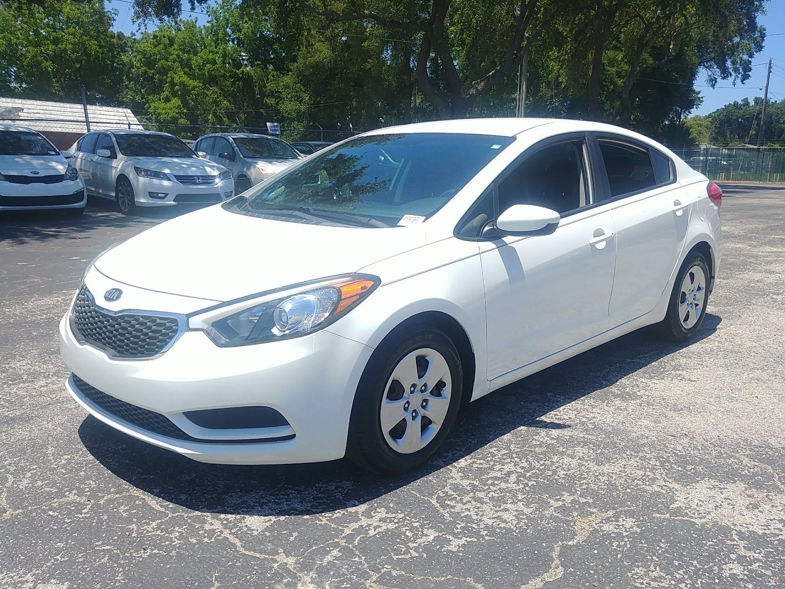 Pre-Owned 2016 Kia Forte LX FWD 4dr Car